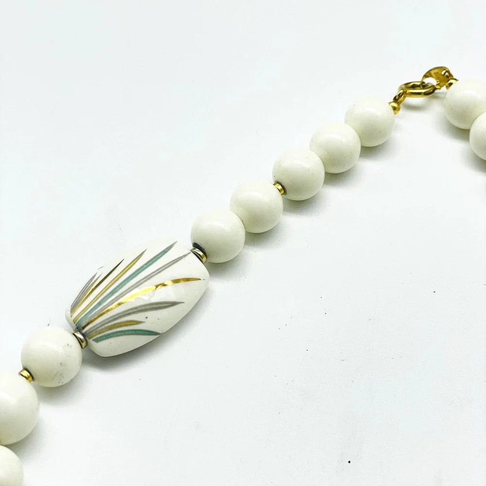 Vintage Japan Necklace White Painted Bead Oval Round Beads Mid Century Retro